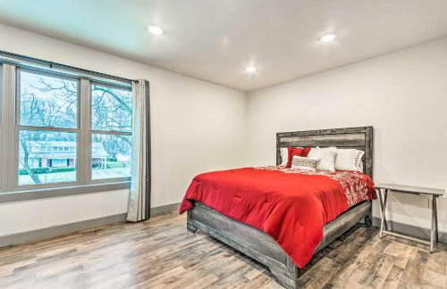 Spacious Apt Overlooking AR River Near Dtwn! - Foto 14