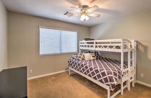 Spacious North Las Vegas Home with Yard - Foto 26