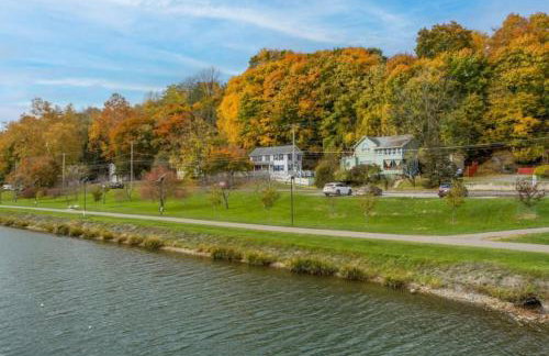 Great Location! Colleges! Hiking! Ithaca Commons! - Foto 4