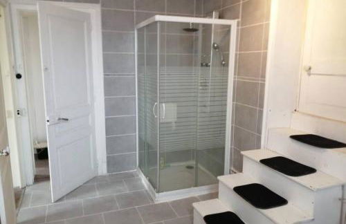 Devant le canal, trois grandes chambres, 85m2, animaux bienvenus - Foto 8