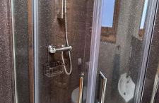 Elite Retreats 4U Lakeside Hot Tub Log Cabin with the fishing peg at Tattershall Lakes Park - Foto 27