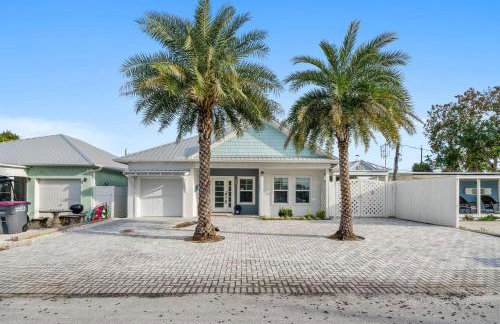 PCB Beach Paradise, Steps to SAND, Sleeps 8 - Foto 57