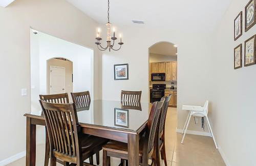 Disney Getaway 3BR Home Private Pool Oasis - Foto 18