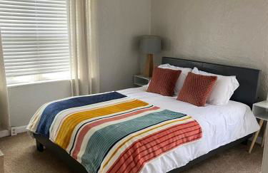 DOWN TOWN BUNGALOW Entire home available - Foto 13