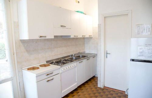 Apartment in pine forest near the beach - Foto 4