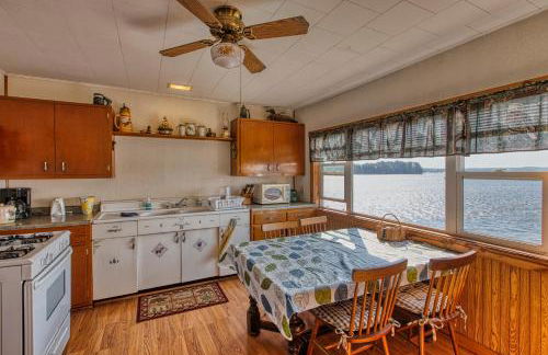 Lakeside Cabins at Wedges Hideaway - Foto 29