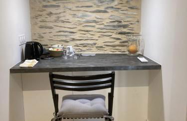 La Maison du Cocher - Chambre indépendante climatisée en Hypercentre - Lit Queen Size - Foto 7