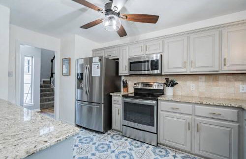 Rockwall Luxury Retreat-Pool/Spa/Patio/Gameroom - Foto 18