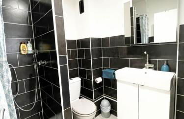 Le Studio Bleu*10' centre*Parking*Balcon - Foto 5