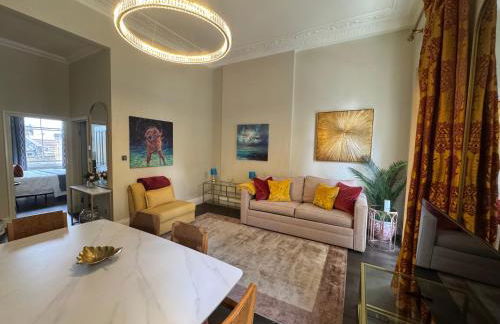 Elegant One Bedroom Apartment in Central London - Photo 12