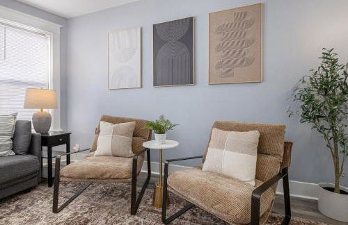 Completely Remodeled Walking Distance to Downtown Close to the Beach Downstairs Washer Dryer - Foto 6