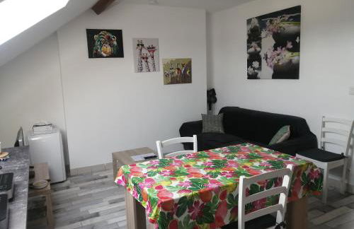 Appartement climatisé avec parking privé gratuit - Photo 2