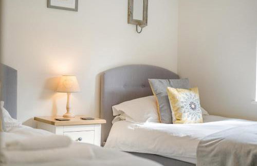 3 Bed in Staplecross oc-rh1162 - Photo 20