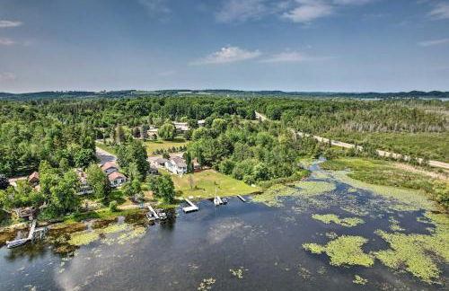 7 Mi to Nubs Nob Lakefront Abode with Fire Pit! - Foto 35