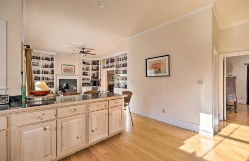 Private Home with Hot Tub Near Jay Peak Slopes - Foto 9