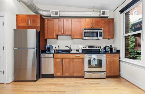 Logan Circle Carriage House 1b-1b Central & Bright - Foto 8