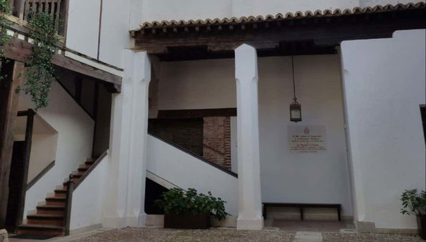 Visita guiada por el antiguo hospital de Antezana - Photo 2