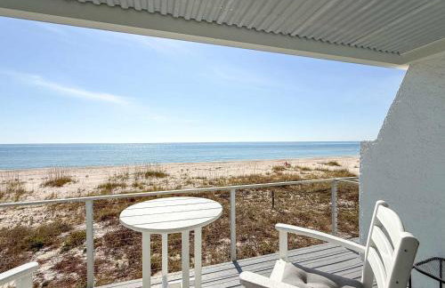 Gulf-Front Villa A-6 Pool Access Sleeps 6 - Foto 27