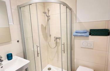 Single-Apartment bis 2 Personen, 27qm in Schleusingen, WLAN, Parkplatz - Foto 2