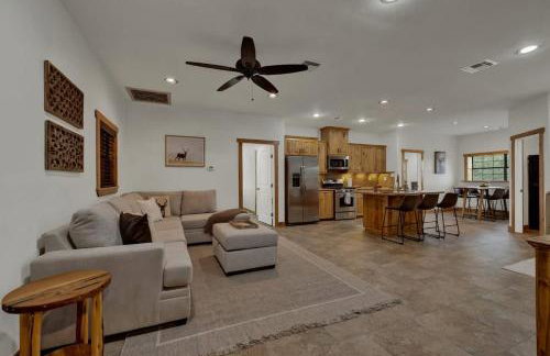 Oakridge Ranch: Pool + Hot-tub, Pickleball Court, Whiskey & Wine Room - Foto 74