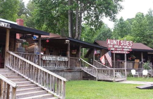 Lazy Bear Retreat by the Creek - Foto 11