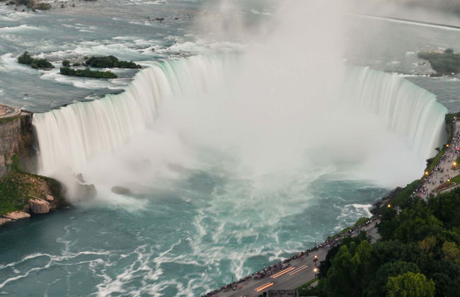 Paseo en avioneta sobre las Cataratas del Niágara - Foto 1