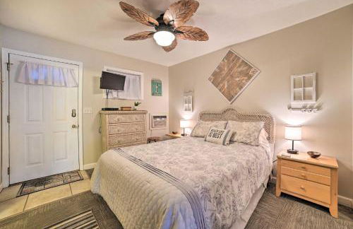 Updated Onekama Resort Condo on Portage Lake! - Foto 12