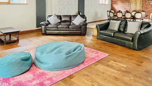 Grantham House - Photo 5