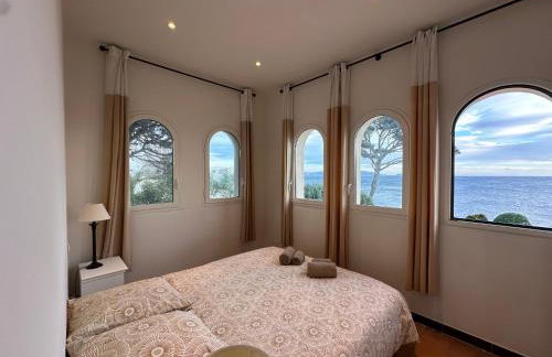 La Roche Bleue - Villa de charme avec vue exceptionnelle bord de mer piscine privée jardin et terrasse - Foto 27