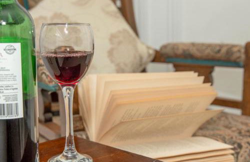 The Burrow - Photo 11