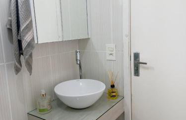 Apto Completo e Confortável Famílias e Trabalho - Foto 30