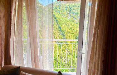 Arcadian Escape - Tsiaxtai Group - Photo 20