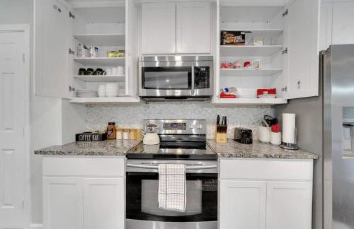 Serene Deck 10 Mins Garland City Square - Foto 17