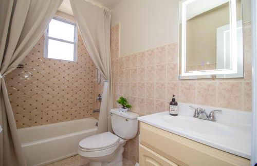 Cozy Theatre & Office Brooklyn Stay - Foto 39