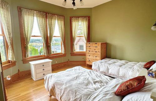 Luxury Bayfront Oasis with Private Beach Access, Near Tulalip Casino and Outlets! - Foto 21