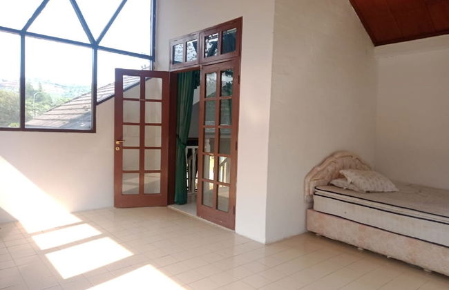 Villa Kota Bunga Anggrek - Foto 9