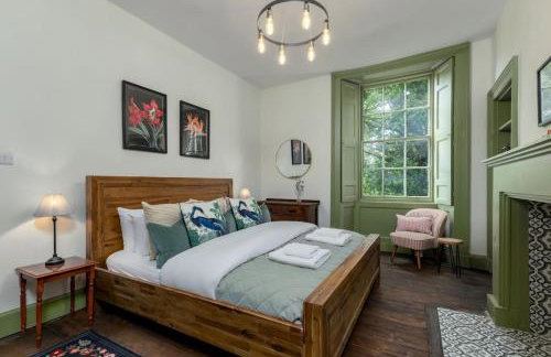Historic Trackside Retreat, Charming Getaway - Photo 4