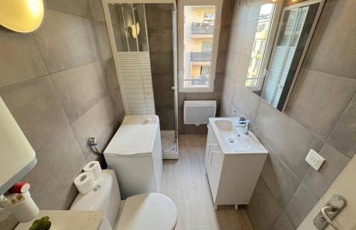 ⁂ Calme et ensoleillé balcon quartier Port Nice - Foto 22