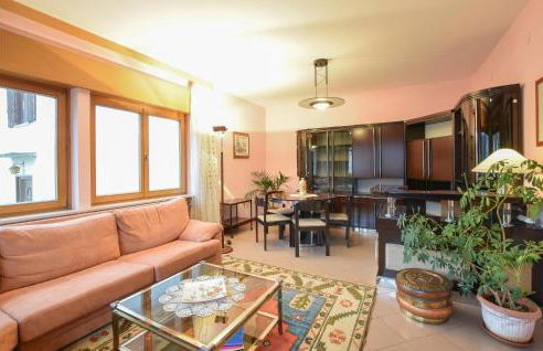 Nice Apartment In Sovramonte With Wifi - Foto 4