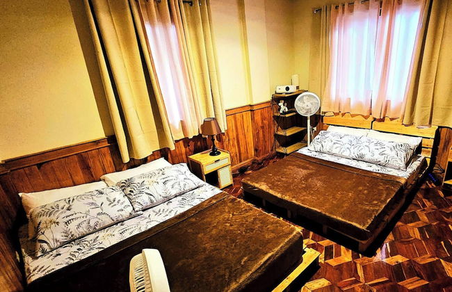 Vacation House Camp 7 Baguio Transient 6BR - Foto 9