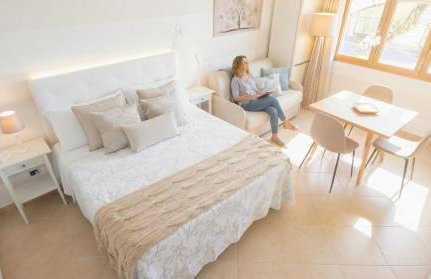 The Sea Wind Apartments & Suites - Photo 26