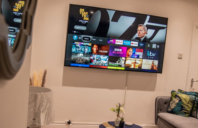 BV Comfy Spacious 3 Bedroom House At Tatton Street Manchester - Foto 40