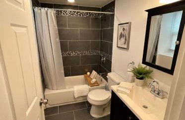 Boardwalk- Large Modern Unit With King bed Fast Wifi Free Coffee and Easy Parking - Foto 12