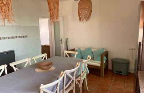 First-Line Oceanfront House in Moledo - Foto 13