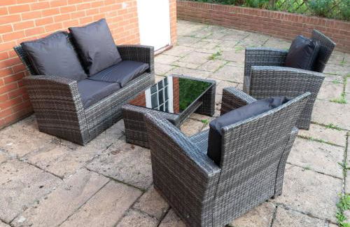 Gorgeous 4 BR House Near Station mins to London - Pass the Keys - Foto 70