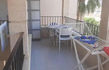 50 m de la plage! Proche du centre ville! Piscine! Vue sur mer et montagnes! Wifi! 2 vélos à disposition! - Photo 35