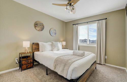 Silver Outpost Near Peterson SFB & Game Lounge - Foto 42