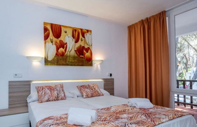 Aparthotel Sol Parc - Photo 5