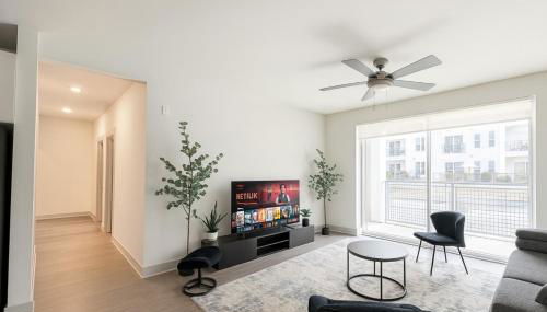 Resort-Style Retreat 1 King 2 Queens, Pool table - Foto 3