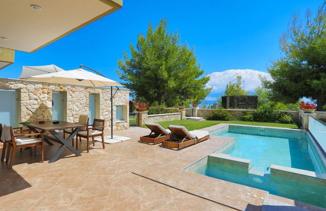 Sunny Villa Pende in Chaniotis - Photo 1